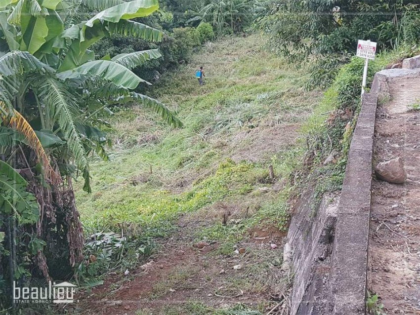 * 5,5 Perches & 16 Perches residential lands Congomah* on Aster Vender