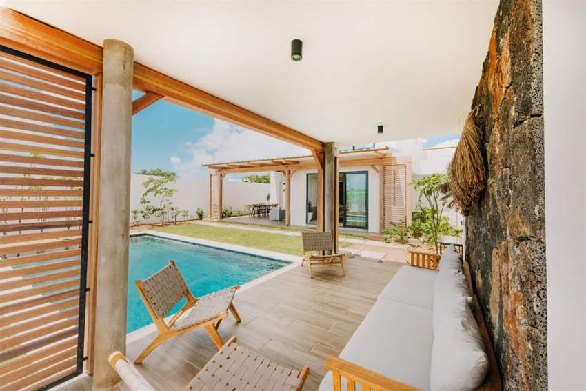 (Ref. MA7-176) Sublime villa qui offre un style tropical, face du golf - 1 - Villas  on Aster Vender