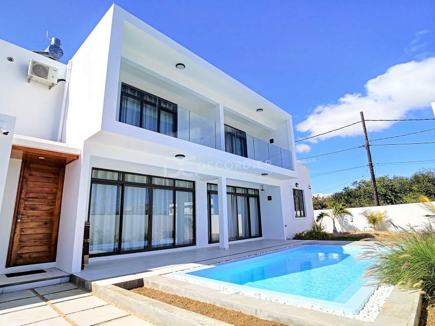 (Ref : MA7-552) Villa neuve avec piscine - 1 - Villas  on Aster Vender