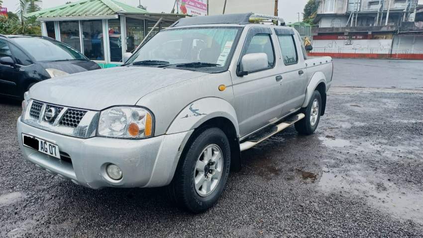 2x4 Nissan Hardbody Year 07  - 3 - Pickup trucks (4x4 & 4x2)  on Aster Vender