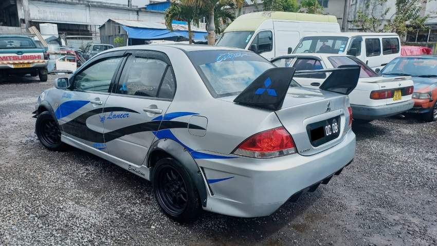 Mitsubishi Lancer Year 08 - 3 - Family Cars  on Aster Vender