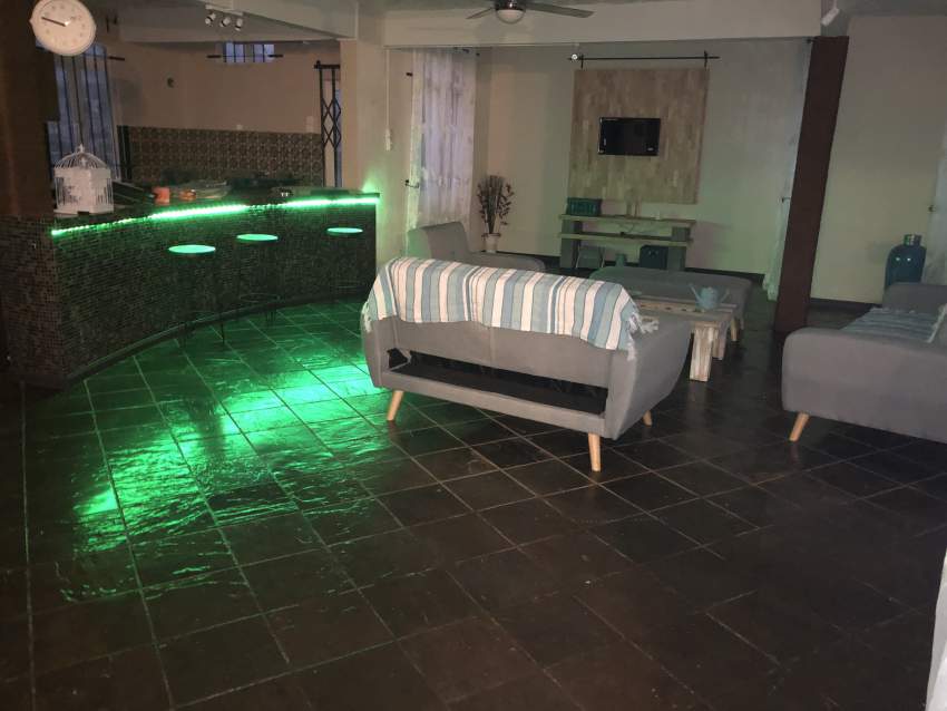 House + Studio  - 3 - House  on Aster Vender