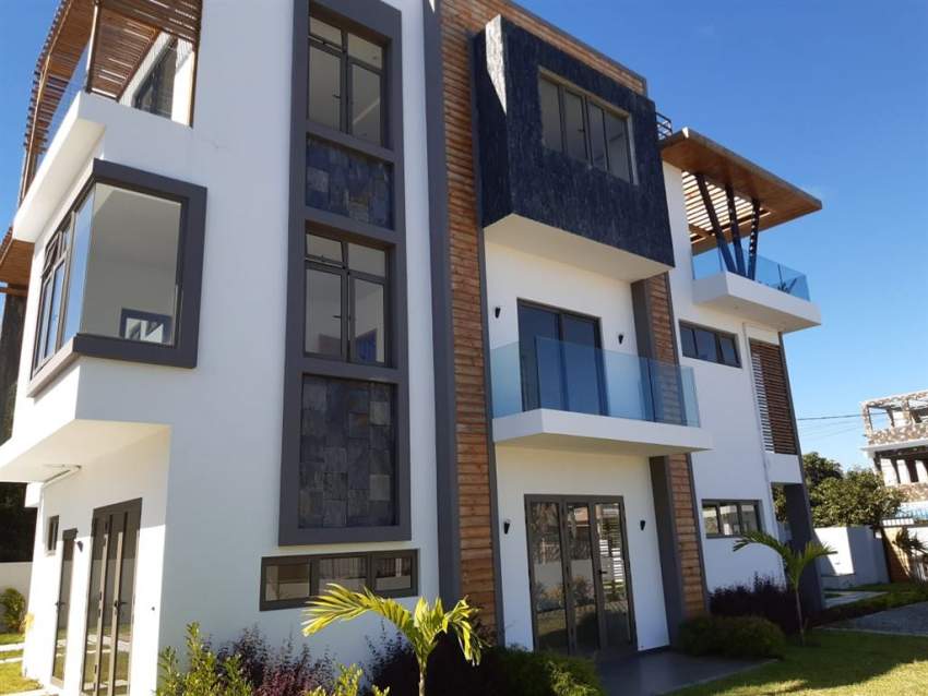 (Ref. MA7-292) Villas au design prestigieux  - 7 - Villas  on Aster Vender