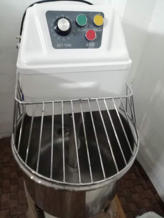 Betauese - 1 - Other machines  on Aster Vender