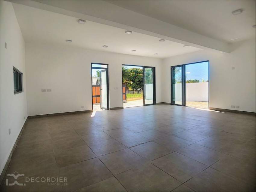 (Ref. MA7-307) Maison neuve en plein centre de Grand Baie - 1 - House  on Aster Vender