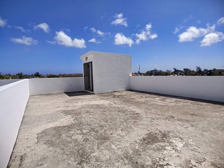 (Ref. MA7-323) Duplex neuf et moderne - 7 - House  on Aster Vender