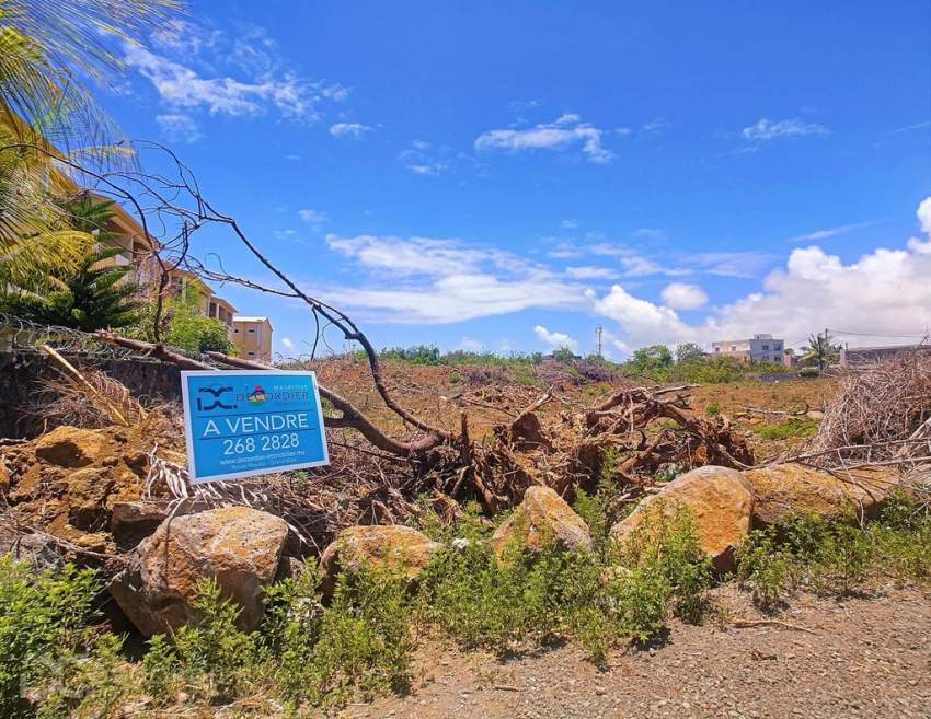 (Ref. MA7-348) Terrain résidentiel à 10 minutes de la plage - 0 - Land  on Aster Vender