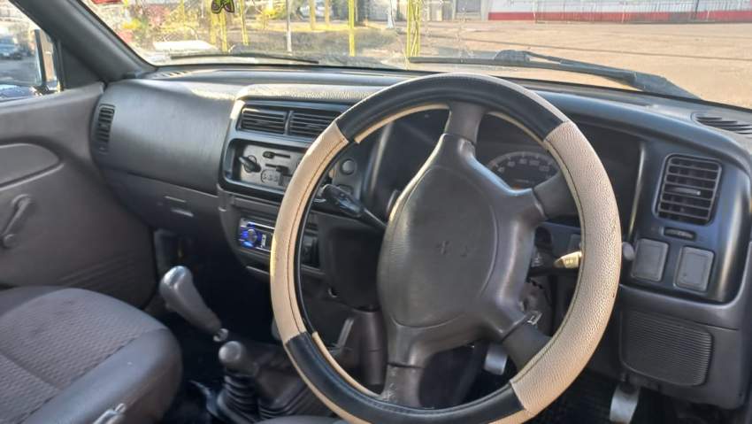 mitsubishi L200 - 0 - Pickup trucks (4x4 & 4x2)  on Aster Vender