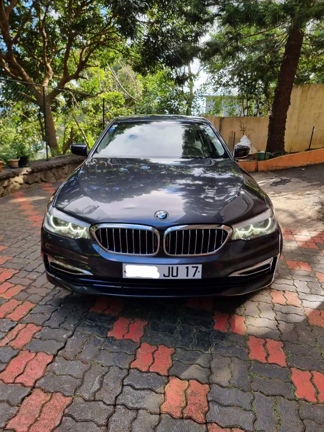 BMW 530i LUXURY LINE  - 1 - Luxury Cars  on Aster Vender