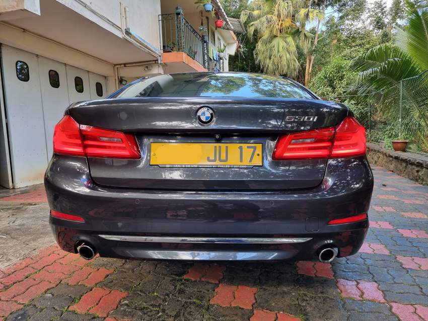 BMW 530i LUXURY LINE  - 2 - Luxury Cars  on Aster Vender