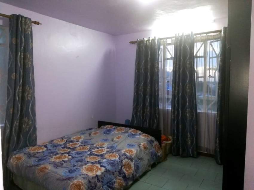 Lot de Meubles + Mattress à Vendre (Furniture) - 4 - Others  on Aster Vender