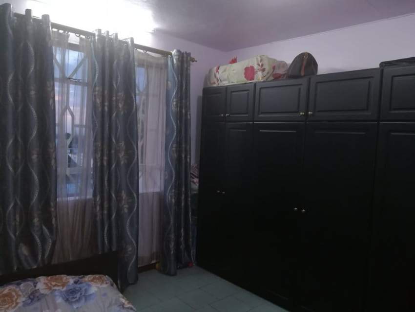 Lot de Meubles + Mattress à Vendre (Furniture) - 2 - Others  on Aster Vender