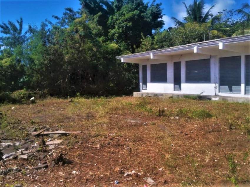 (Ref. MA7-402) Terrain et bâtiment commercial - 5 - Commercial Space  on Aster Vender