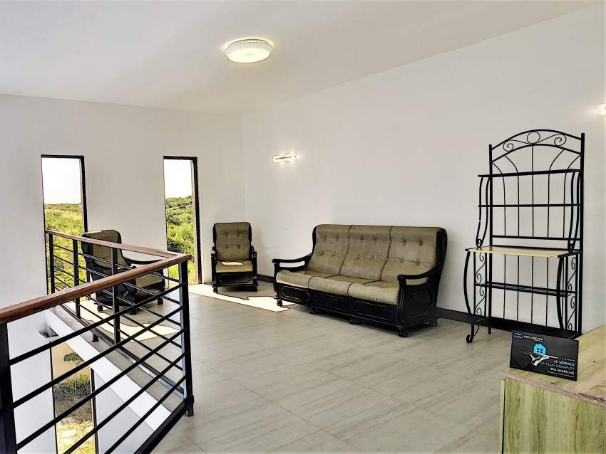 (Ref. MA7-419) Maison moderne - 7 - House  on Aster Vender