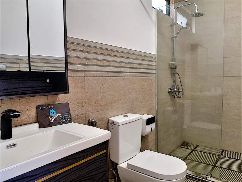 (Ref. MA7-419) Maison moderne - 5 - House  on Aster Vender