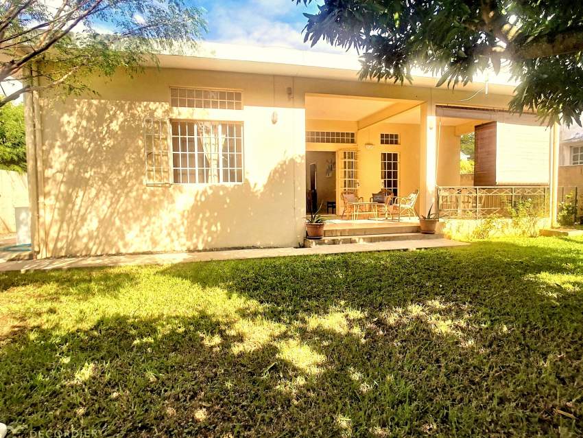 (Ref. MA7-447)  Belle maison plain-pied  - 1 - House  on Aster Vender