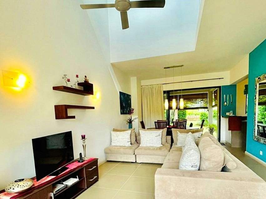 (Ref. MA7-456) Townhouse lumineux, équipé et meublé - 0 - House  on Aster Vender