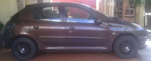 A Vendre Peugeot 206 XR - 1 - Family Cars  on Aster Vender