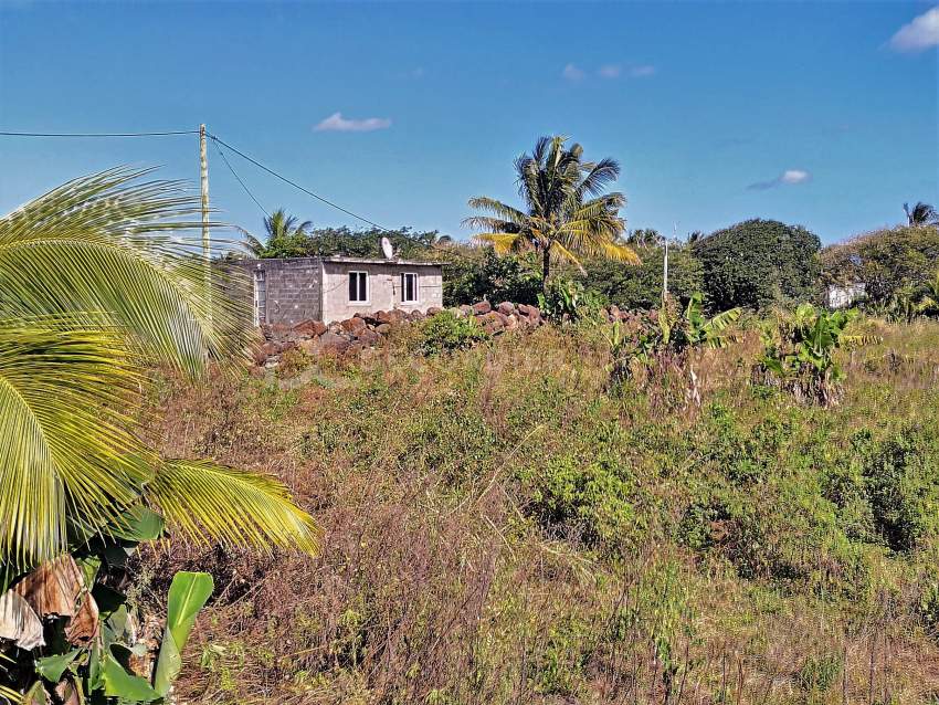 (Ref. MA7-477) Grand terrain résidentiel proche de la plage publique - 2 - Land  on Aster Vender
