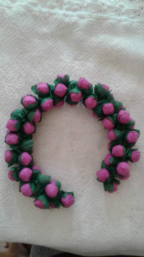 Hair gajra - 1 - Handmade  on Aster Vender