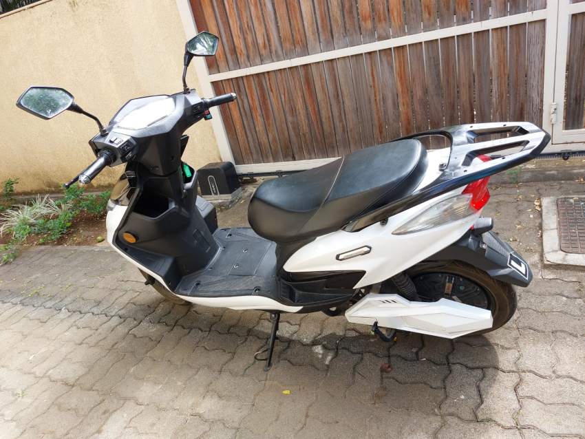 Electric Scooter LVNENG - 1 - Electric Scooter  on Aster Vender