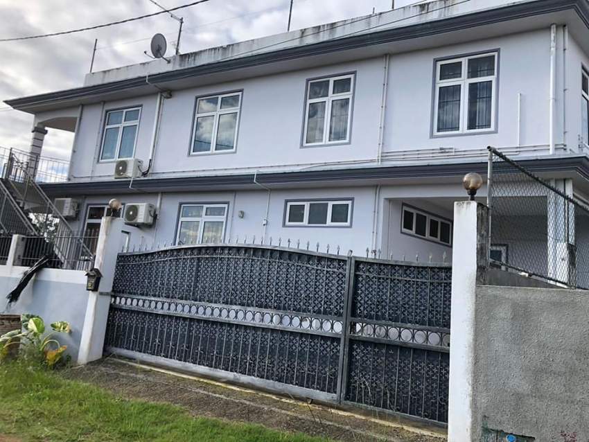 House to rent in Pereybere - 0 - House  on Aster Vender