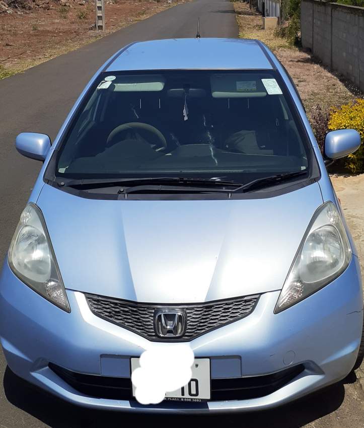 Honda Fit, 2010, 325k, 54567419 - 3 - Compact cars  on Aster Vender
