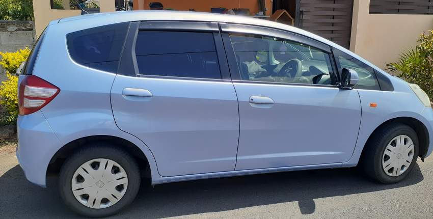 Honda Fit, 2010, 325k, 54567419 - 2 - Compact cars  on Aster Vender