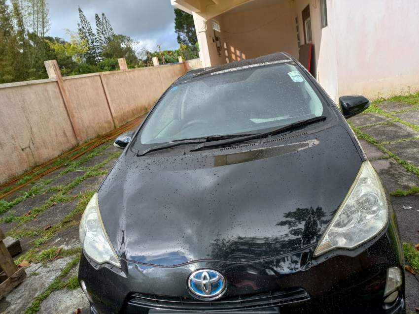 TOYOTA PRIUS HYBRID - 0 - Family Cars  on Aster Vender