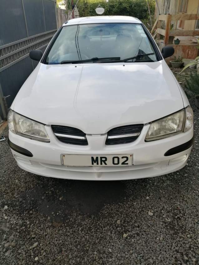 NISSAN - SUNNY - 2002 - 4 - Family Cars  on Aster Vender