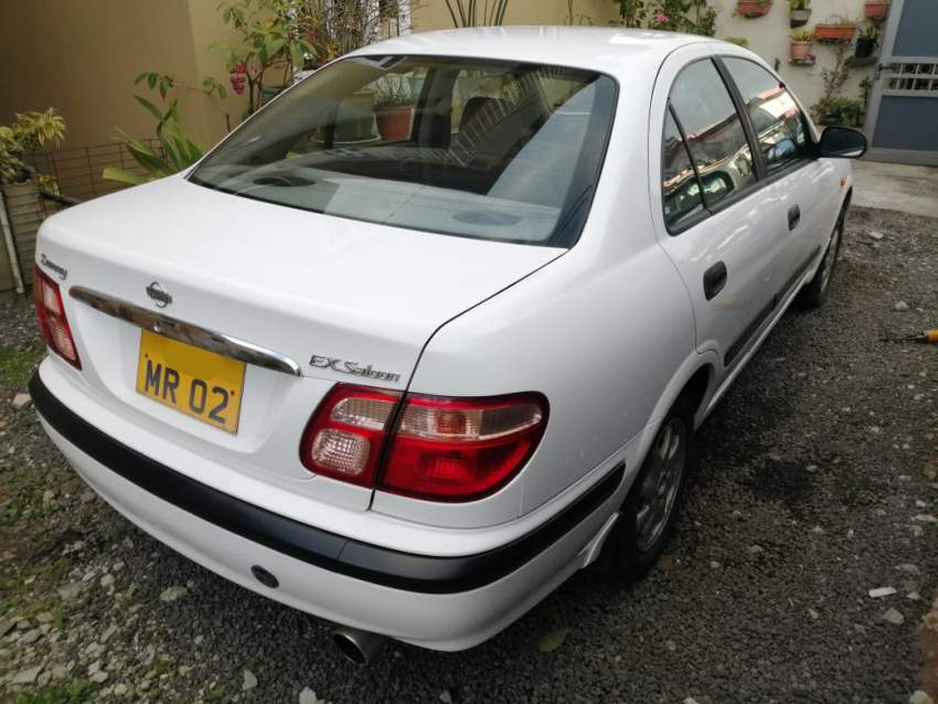 NISSAN - SUNNY - 2002 - 6 - Family Cars  on Aster Vender