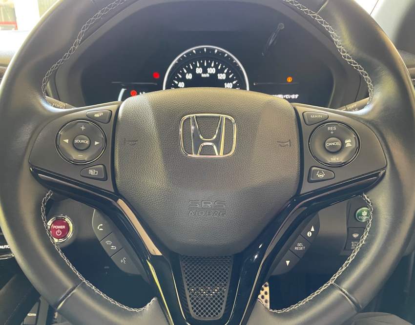 Honda Vezel RS Sensing Hybrid - 7 - SUV Cars  on Aster Vender