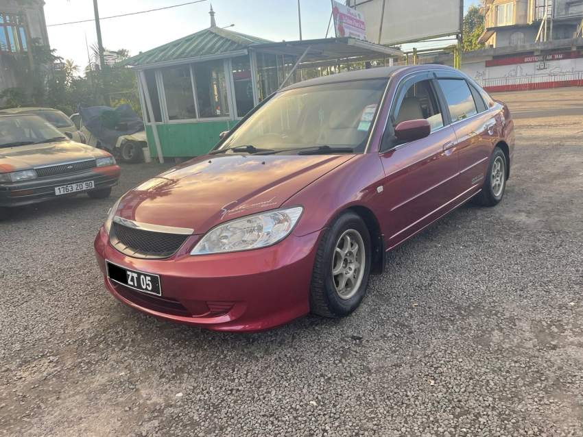 Honda Civic Year 05   - 3 - Family Cars  on Aster Vender