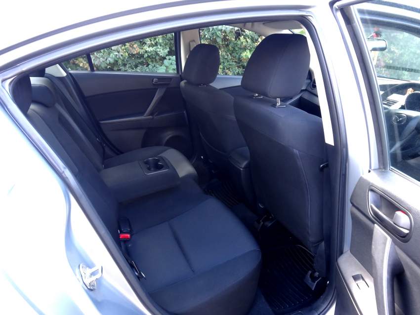 Mazda 3 Japan - 3 - Family Cars  on Aster Vender