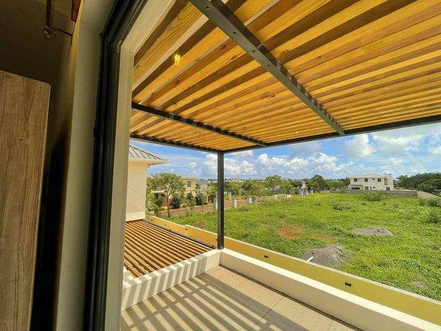 VILLA ON SALE IN POINTE AUX PIMENTS, MORC HARMONY - RS 22 M NEG - 1 - House  on Aster Vender