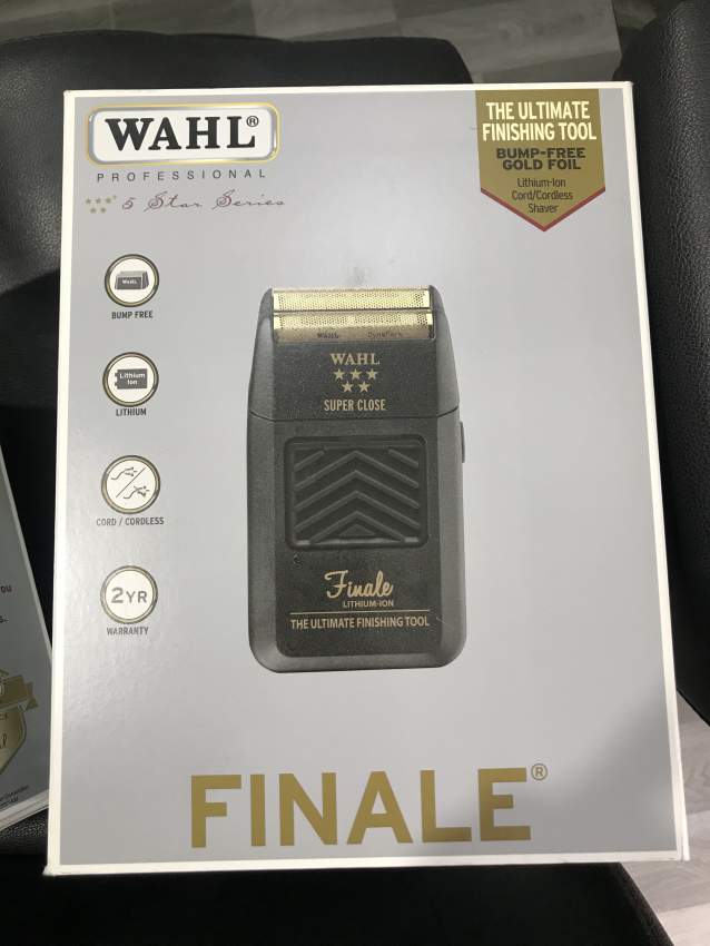 WAHL finale shaver on Aster Vender