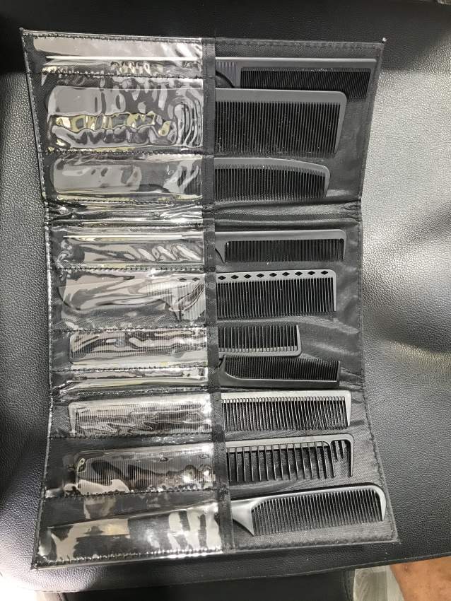 Set 10 hair combs at AsterVender