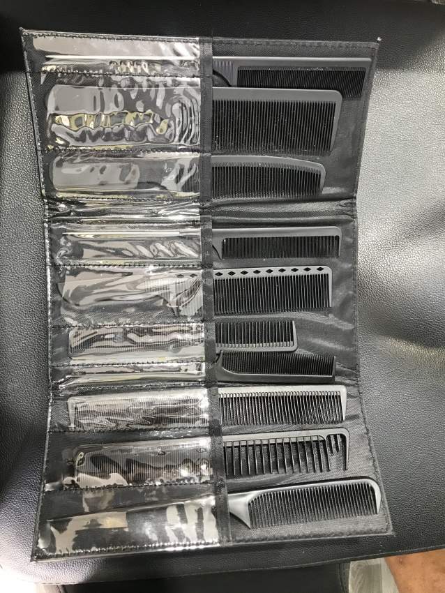 Set 10 hair combs on Aster Vender
