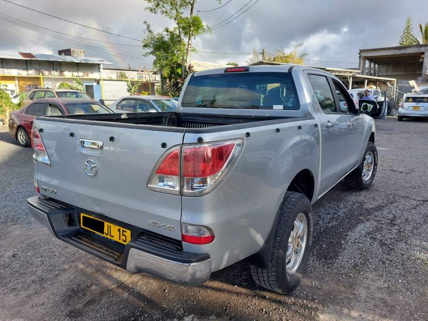 Mazda BT50 Yr 2015 - 2 - Pickup trucks (4x4 & 4x2)  on Aster Vender