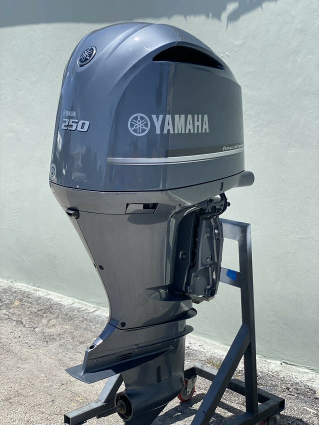 Used Yamaha 250 HP 4-Stroke Outboard Motor on Aster Vender