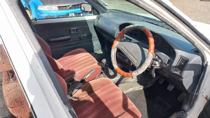 Toyota Corolla Autovan Year 90  - 1 - Family Cars  on Aster Vender