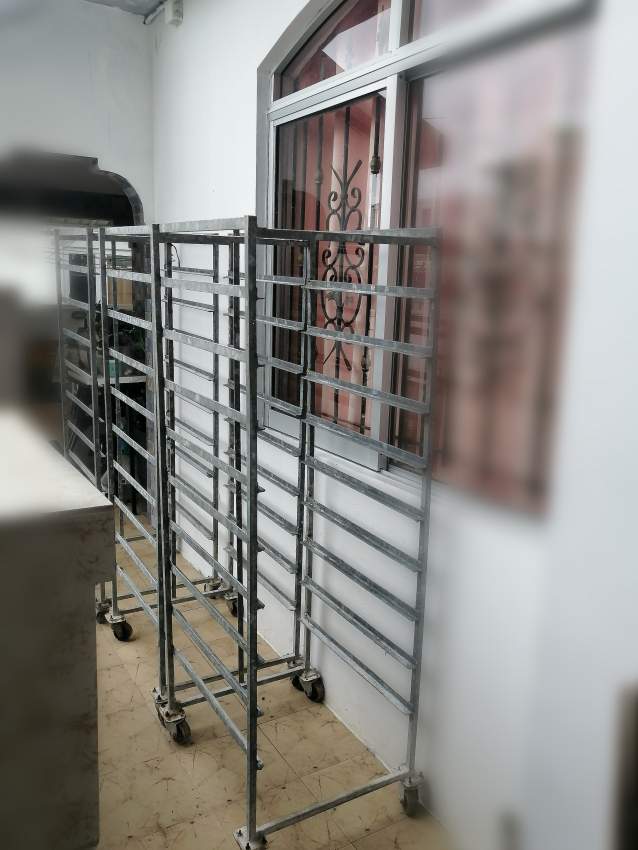 Trolley de restauration - 0 - Others  on Aster Vender