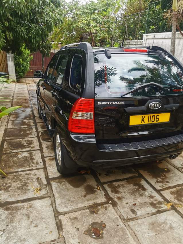 Kia SUV  sportage  - 2 - Sport Cars  on Aster Vender