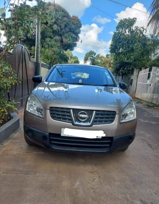  Nissan Qashquai  - 1 - SUV Cars  on Aster Vender