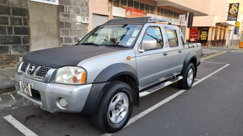 Nissan Hardbody 4x2 - 0 - Pickup trucks (4x4 & 4x2)  on Aster Vender