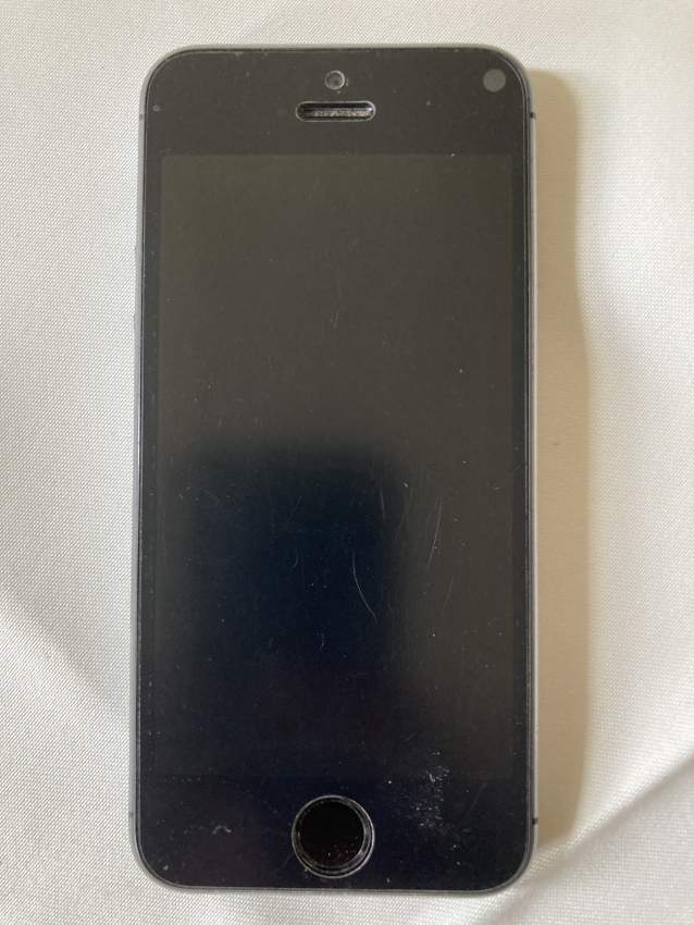 I Phone SE 2015 - 0 - iPhones  on Aster Vender