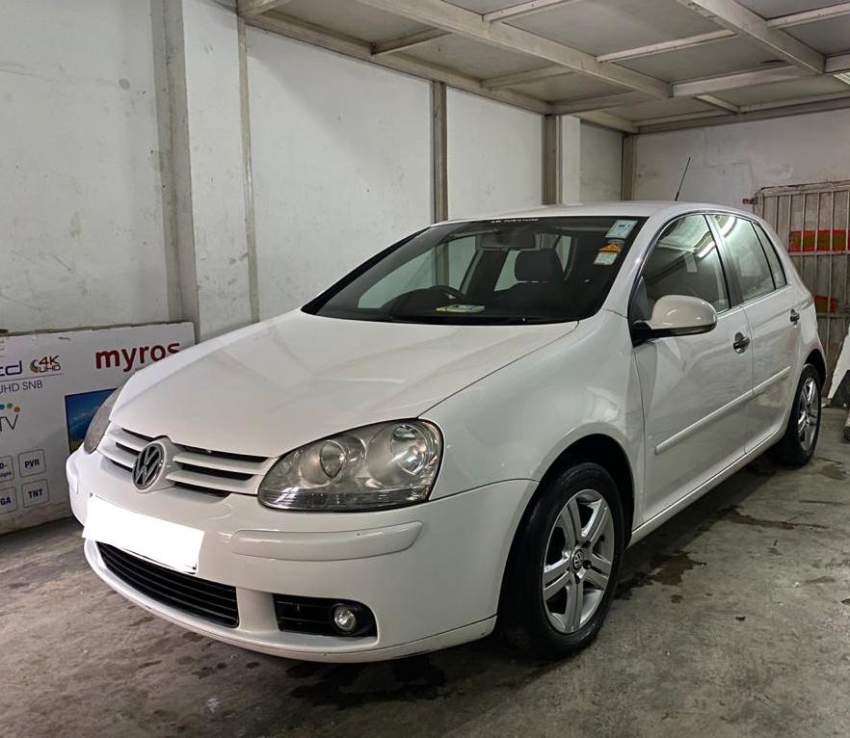 Volkswagen Golf 5- Excellent condition - 3 - Family Cars  on Aster Vender