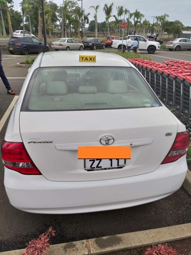 TOYOTA AXIO 2011 - 1 - Family Cars  on Aster Vender