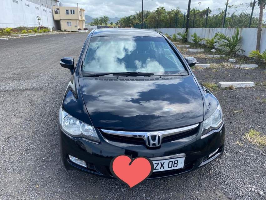 Honda civic Hybrid Year 2008 - 4 - Family Cars  on Aster Vender