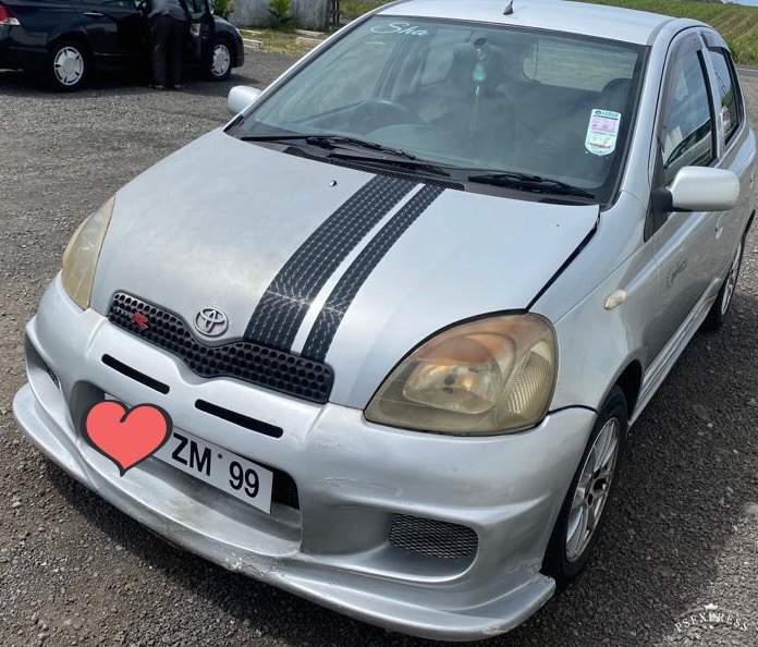 Toyota Vitz Manual Year 1999 - 0 - Compact cars  on Aster Vender